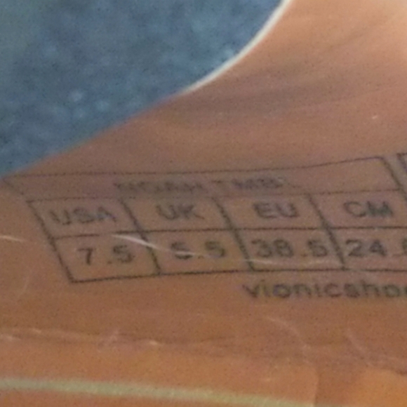 Vionic Women's Noah Genuine Leather Toe Flats Casual Classy Classic EUC 7.5 - Picture 8 of 13